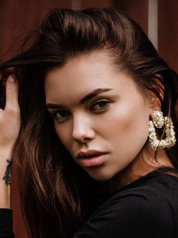 5jw4fbjkf6x5-alina-galimova
