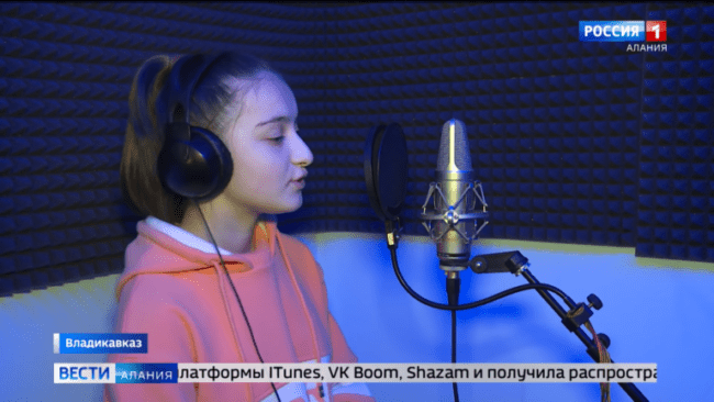 Хит-десятиклассницы-из-Владикавказа-возглавил-популярные-музыкальные-ресурсы-по-поиску-треков-YouTube-Google-Chrome-2020-02-06-06.35.40-768x432