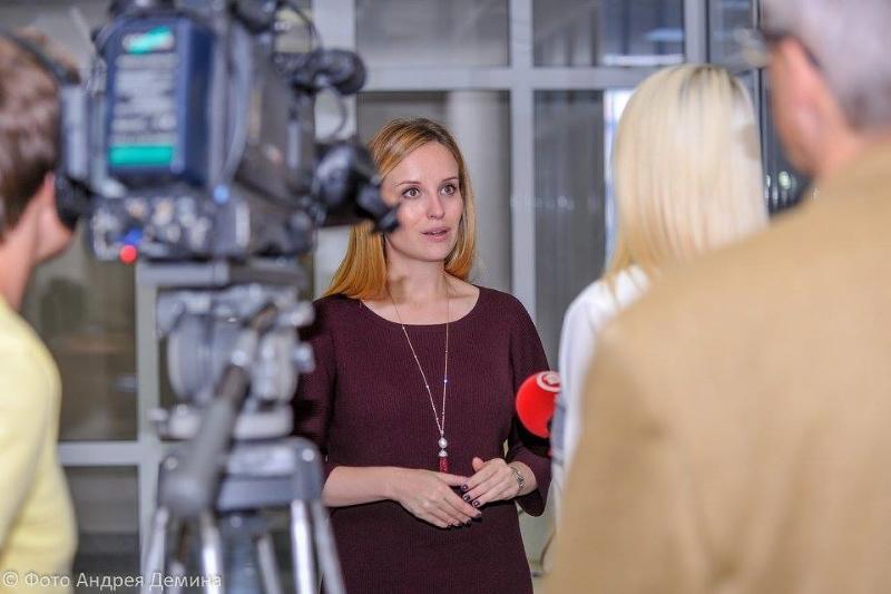 15004557995irina-losik-televedushhaya-foto