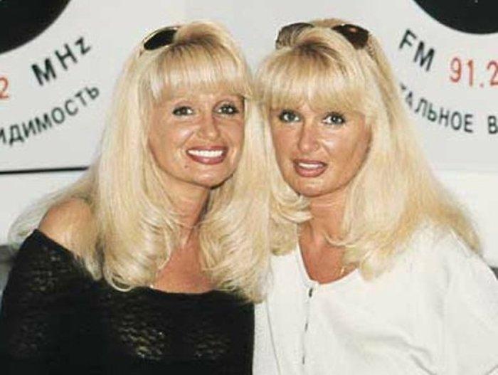 Twins-in-show-business-9